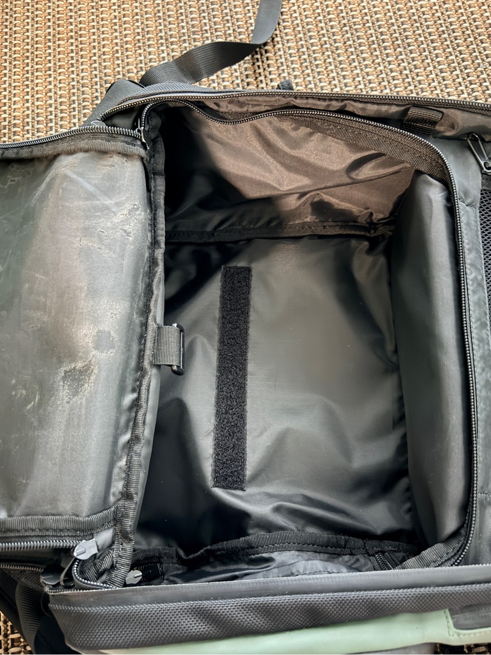 WANDRD Roll-Top 21L Prvke Backpack in Olive Green - Picture 5 of 8